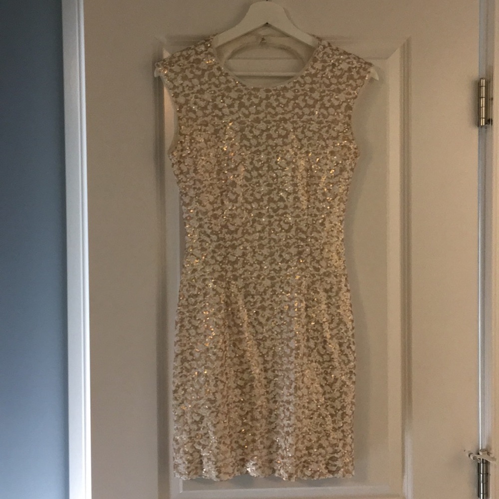 Sequinned cocktail dress
